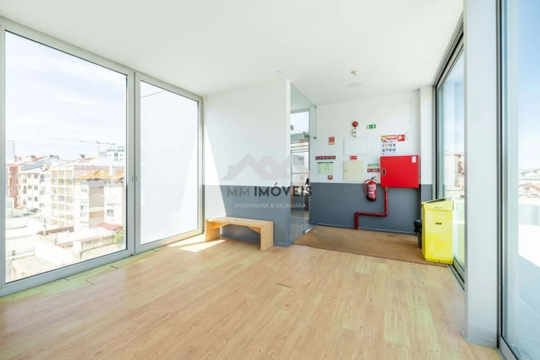 Escritório para Arrendamento em Matosinhos e Leça da Palmeira Foto 19