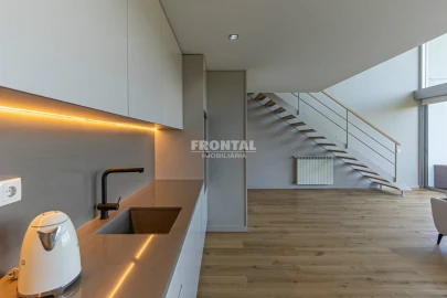 Apartamento T1 para Venda em Mafamude e Vilar do Paraíso