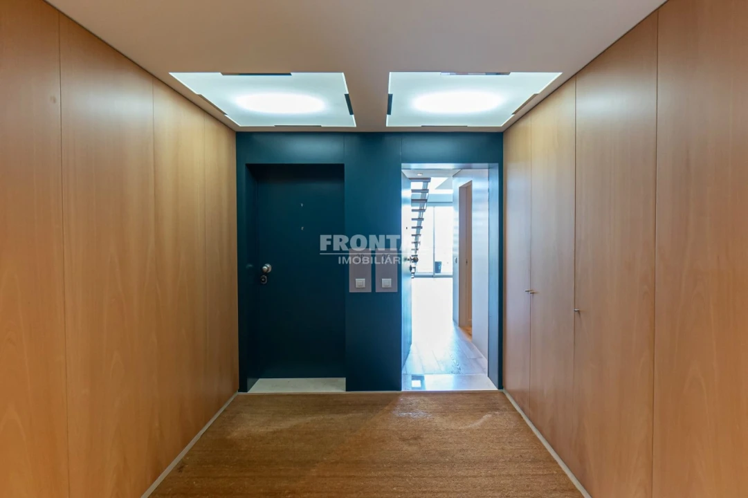 Apartamento T1 para Venda em Mafamude e Vilar do Paraíso Foto 14