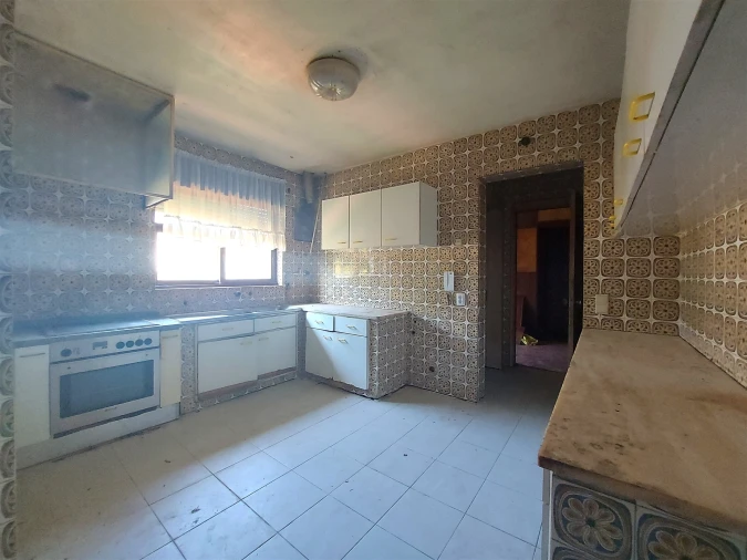 Moradia T4 para Venda em São João da Madeira Foto 48