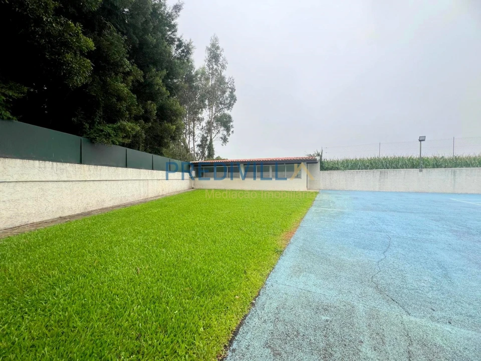 Moradia T5 para Venda em Vilar de Pinheiro Foto 54