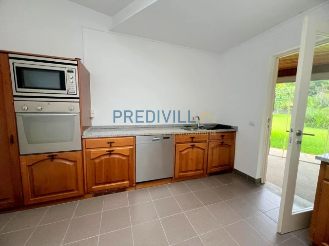 Moradia T5 para Venda em Vilar de Pinheiro Foto 65