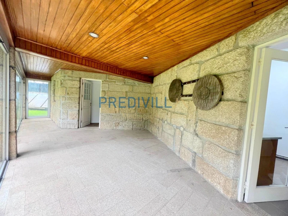 Moradia T5 para Venda em Vilar de Pinheiro Foto 60