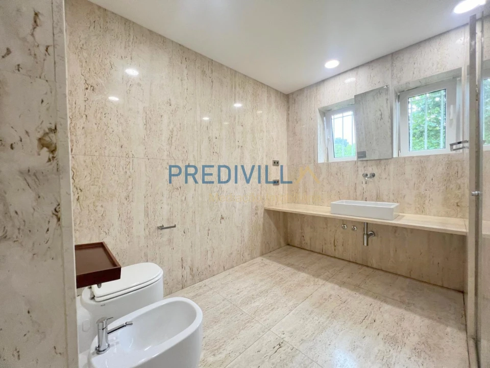 Moradia T5 para Venda em Vilar de Pinheiro Foto 35