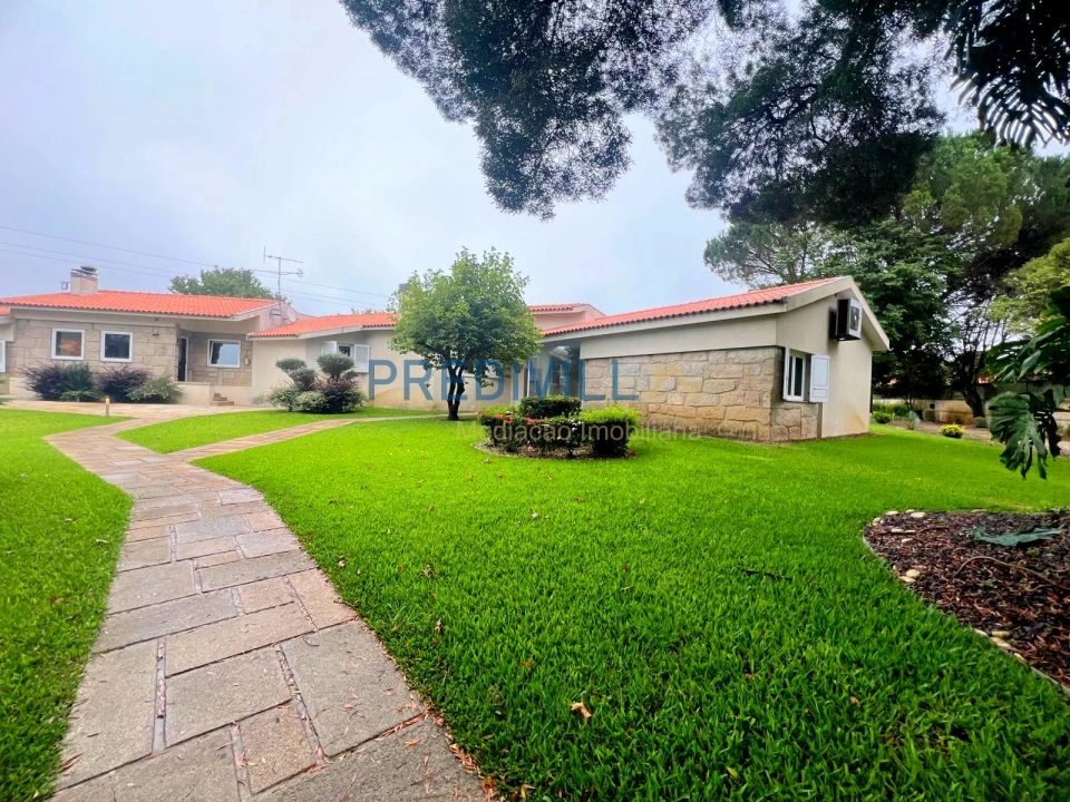 Moradia T5 para Venda em Vilar de Pinheiro Foto 53