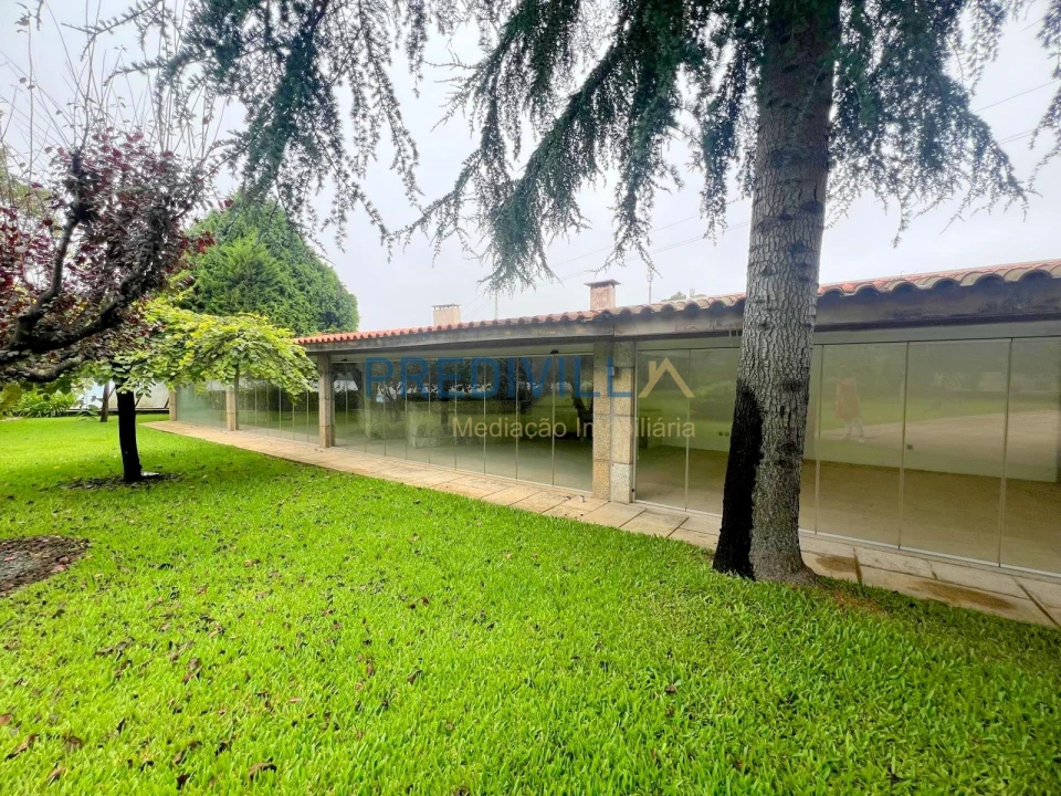 Moradia T5 para Venda em Vilar de Pinheiro Foto 66