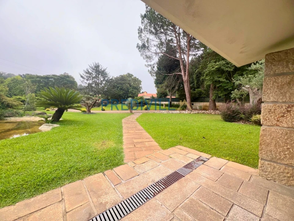 Moradia T5 para Venda em Vilar de Pinheiro Foto 48