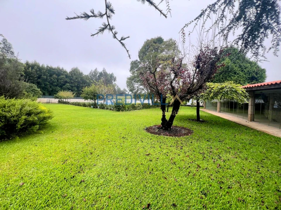 Moradia T5 para Venda em Vilar de Pinheiro Foto 67