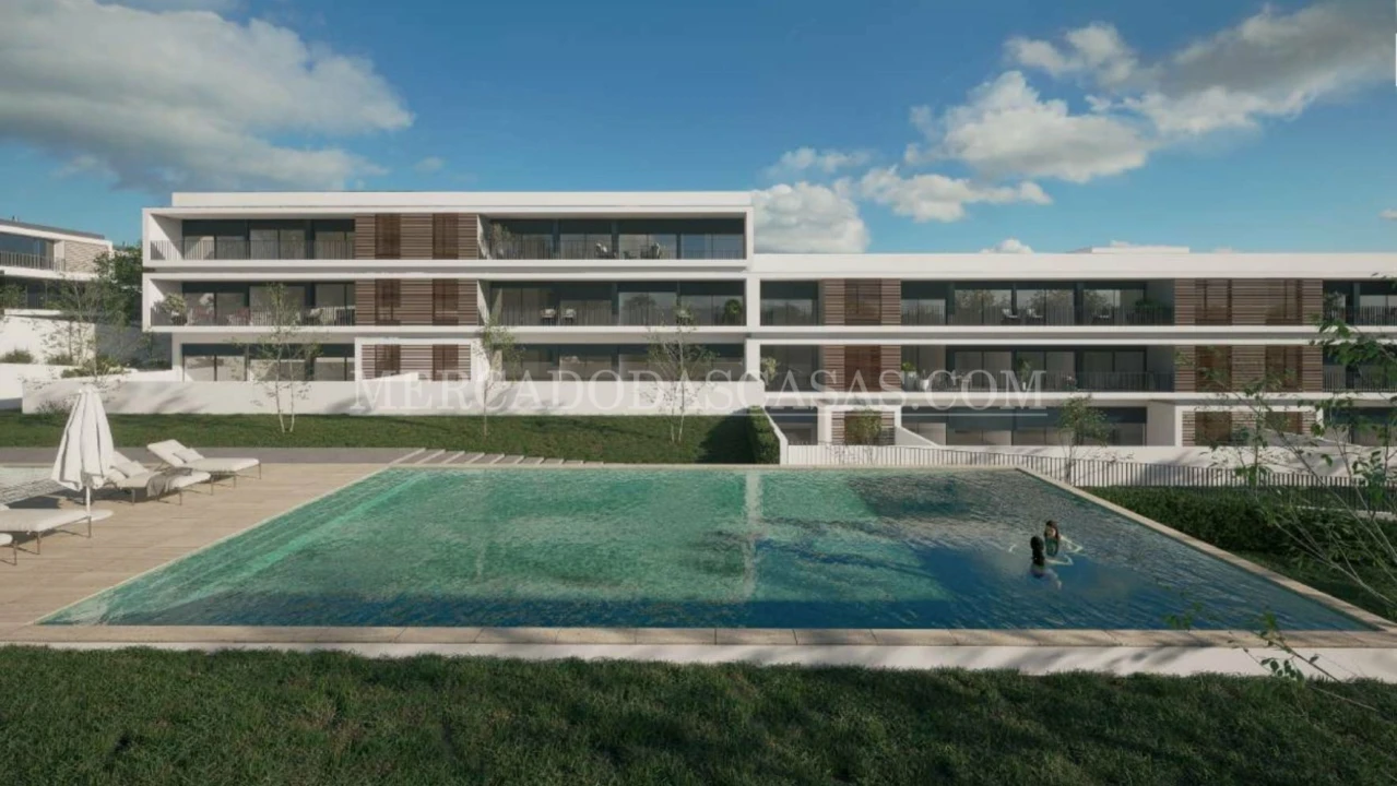 Apartamento T4 para Venda em Fânzeres e São Pedro da Cova Foto 2