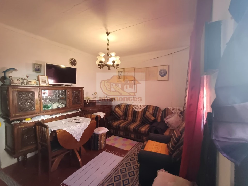 Quinta T2 para Venda em Santa Maria do Castelo e Santiago e Santa Susana Foto 14