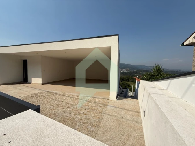 Moradia T3 para Venda em Ribeira Foto 5