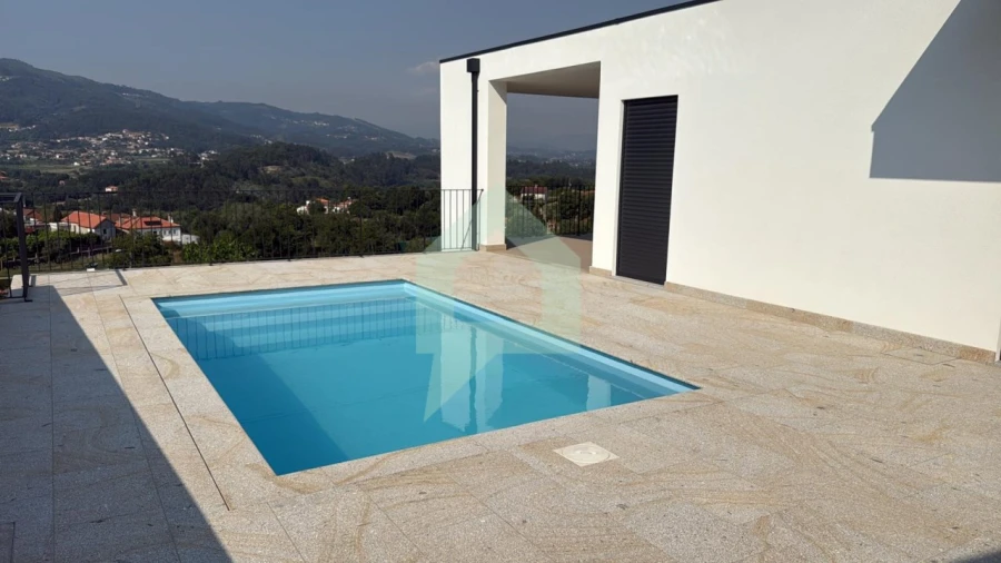 Moradia T3 para Venda em Ribeira Foto 34