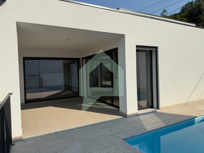 Moradia T3 para Venda em Ribeira Foto 32