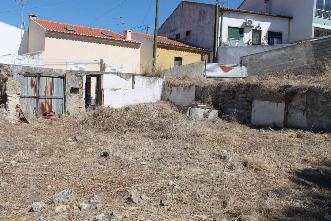 Terreno para Venda em Aveiras de Baixo Foto 6