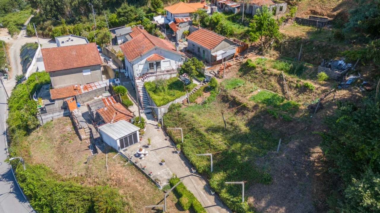 Moradia T3 para Venda em Cristelos, Boim e Ordem Foto 2