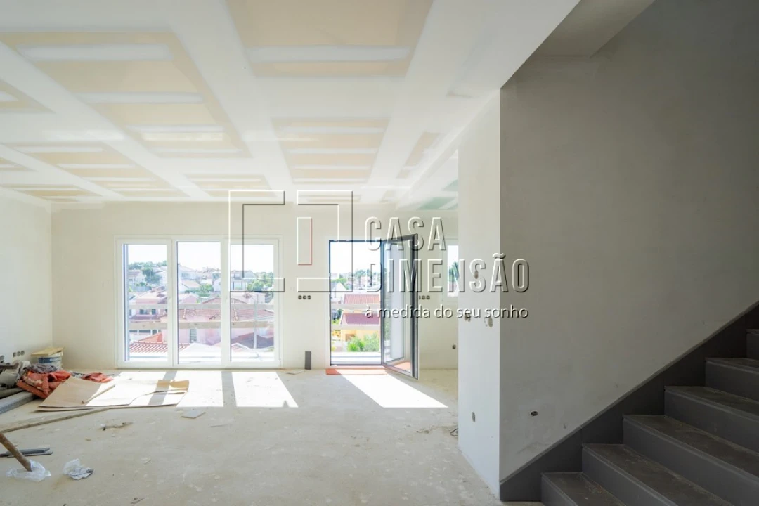 Moradia T4 para Venda em Charneca de Caparica e Sobreda Foto 2
