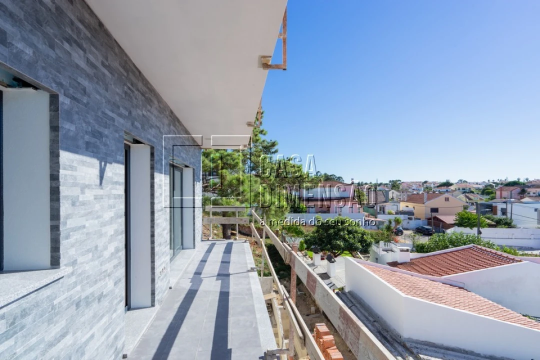 Moradia T4 para Venda em Charneca de Caparica e Sobreda Foto 17