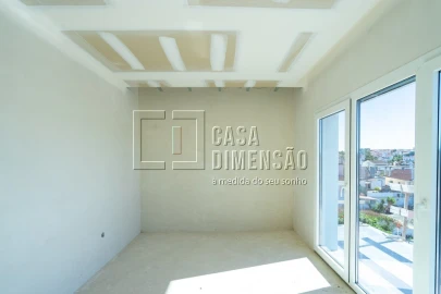 Moradia T4 para Venda em Charneca de Caparica e Sobreda