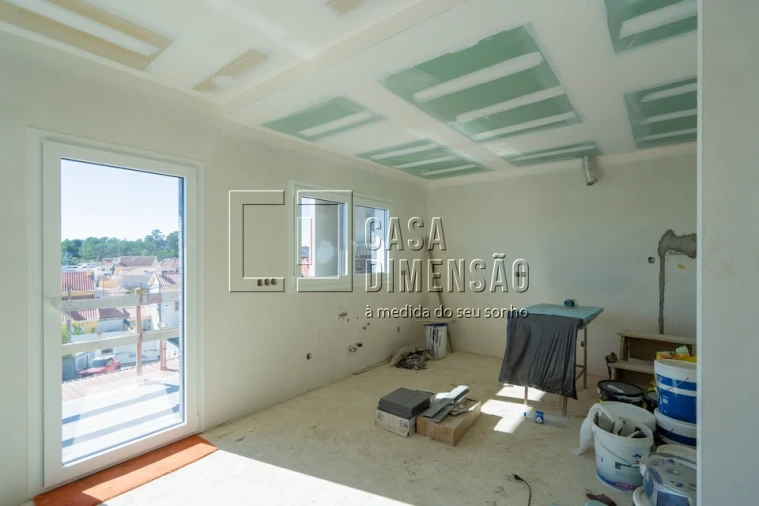 Moradia T4 para Venda em Charneca de Caparica e Sobreda Foto 13
