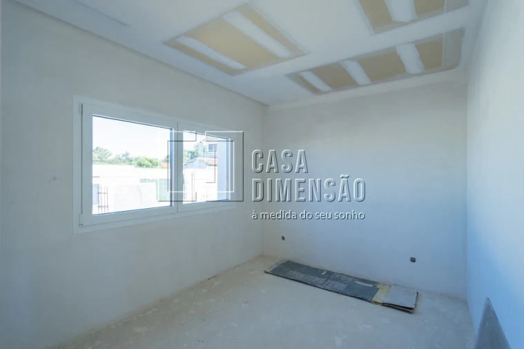 Moradia T4 para Venda em Charneca de Caparica e Sobreda Foto 18