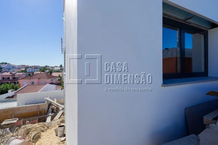 Moradia T4 para Venda em Charneca de Caparica e Sobreda Foto 48
