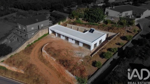 Moradia T3 para Venda em Cadaval e Pêro Moniz