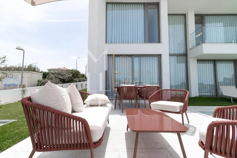 Moradia T3 para Venda em Santa Maria e São Miguel, São Martinho, São Pedro Penaferrim Foto 2