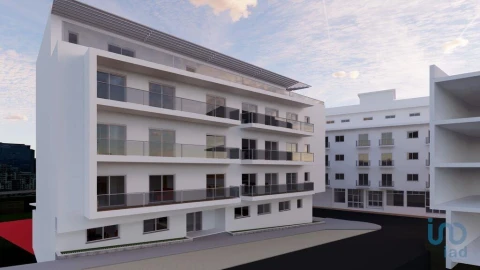 Apartamento T3 para Venda em O. Azeméis, Riba-Ul, Ul, Macinhata Seixa, Madail