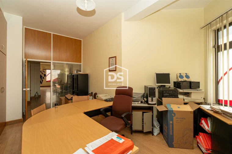 Escritório para Arrendamento em Leiria, Pousos, Barreira e Cortes Foto 11