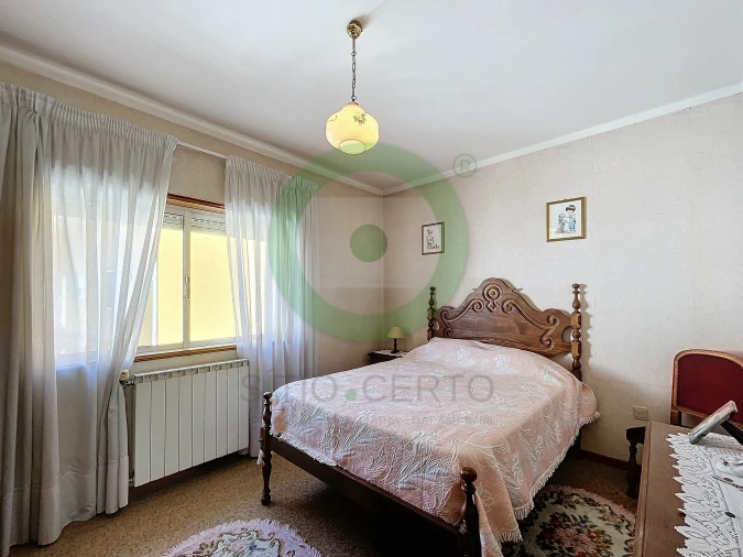 Moradia T4 para Venda em Santa Maria Maior Foto 8