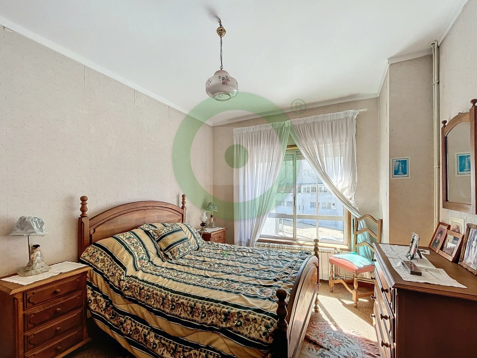 Moradia T4 para Venda em Santa Maria Maior Foto 7