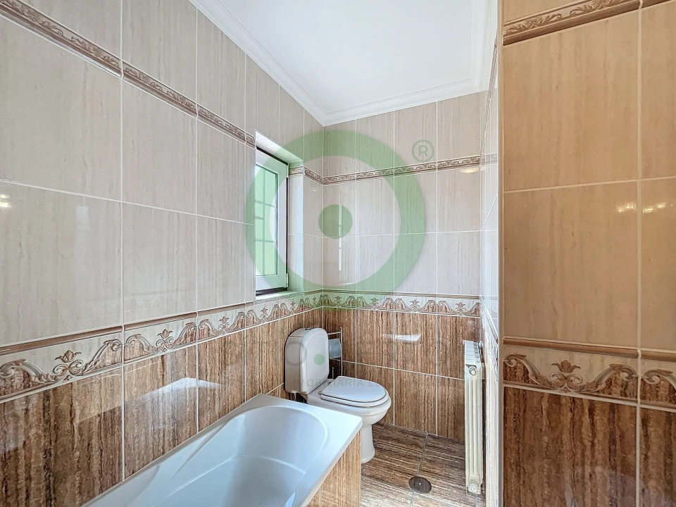 Moradia T3 para Venda em Santa Cruz/Trindade e Sanjurge Foto 19