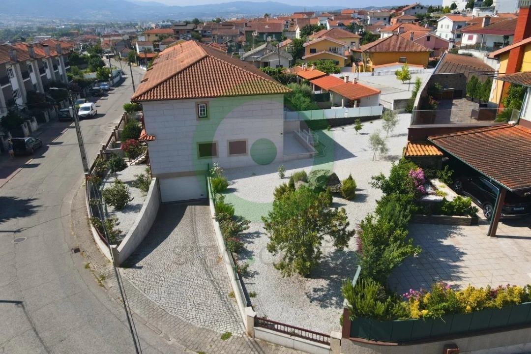 Moradia T3 para Venda em Santa Cruz/Trindade e Sanjurge Foto 5