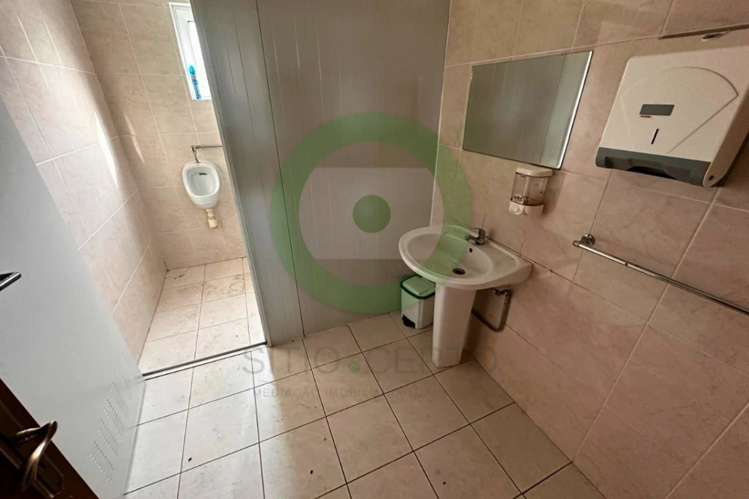 Armazém para Venda em Valpaços e Sanfins Foto 6