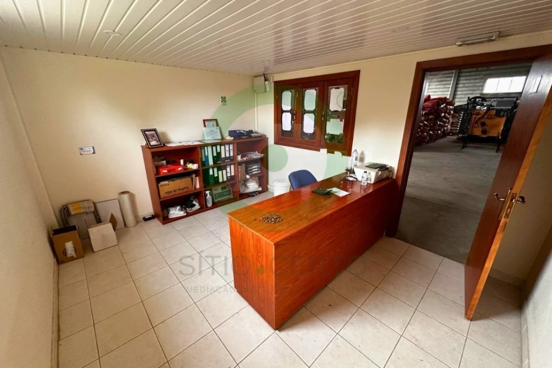 Armazém para Venda em Valpaços e Sanfins Foto 4