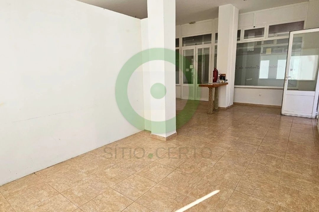 Loja para Venda em Valpaços e Sanfins Foto 6