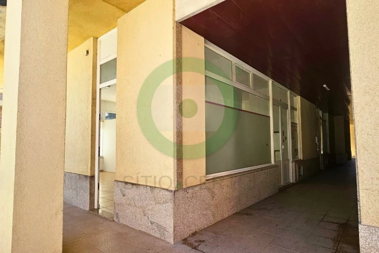 Loja para Venda em Valpaços e Sanfins Foto 1