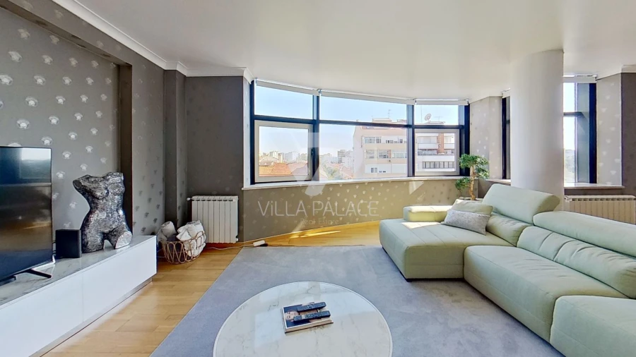 Apartamento T5 para Arrendamento em Alvalade Foto 7