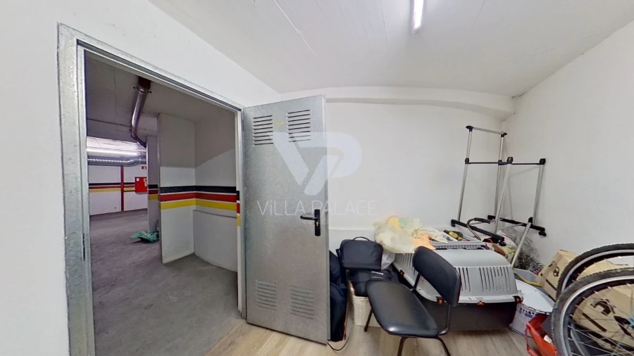 Apartamento T5 para Arrendamento em Alvalade Foto 19