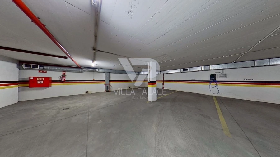 Apartamento T5 para Arrendamento em Alvalade Foto 20