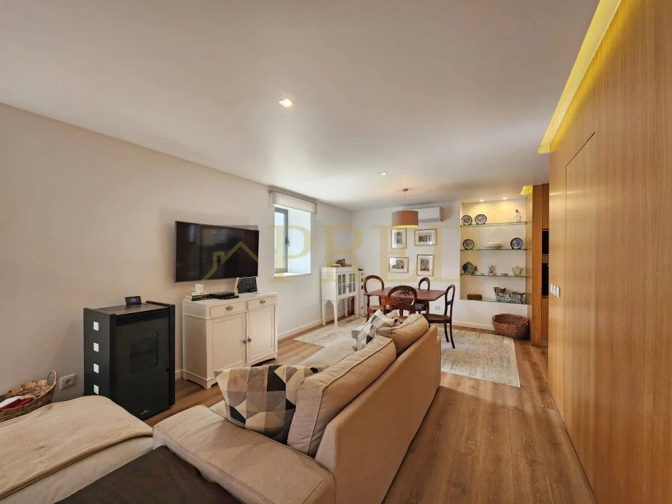 Moradia T2 para Arrendamento em Santa Clara e Castelo Viegas Foto 1