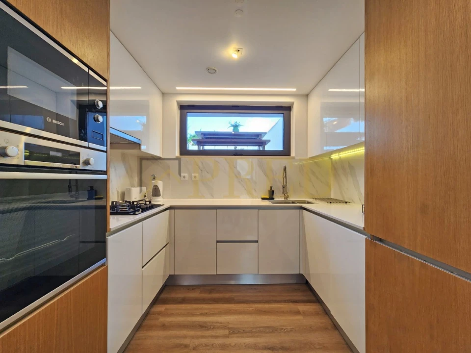 Moradia T2 para Arrendamento em Santa Clara e Castelo Viegas Foto 7