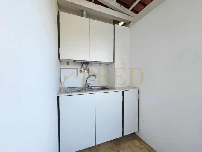 Moradia T2 para Arrendamento em Santa Clara e Castelo Viegas Foto 16