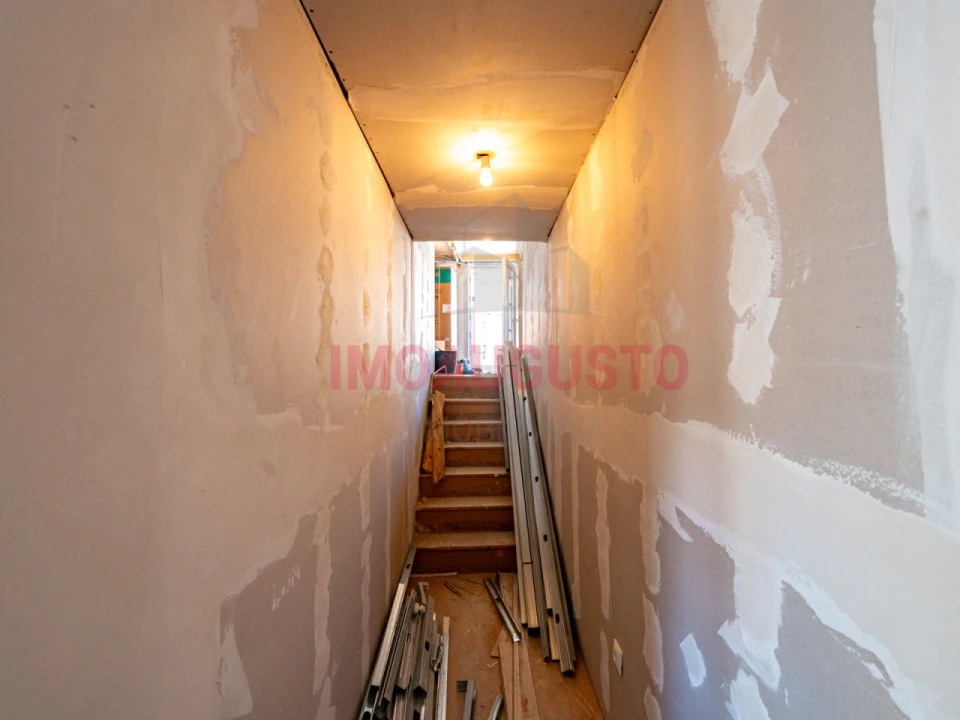 Moradia T2 para Venda em Alverca da Beira/Bouça Cova Foto 11