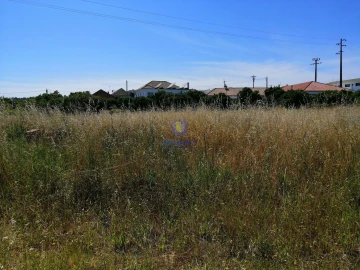 Terreno para Venda em Parceiros e Azoia