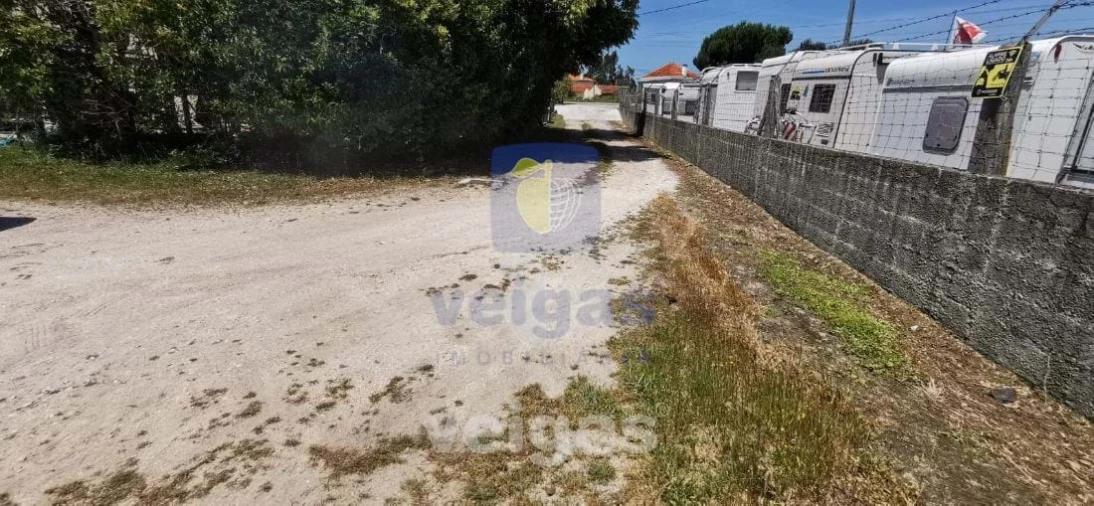 Terreno para Venda em Parceiros e Azoia Foto 9