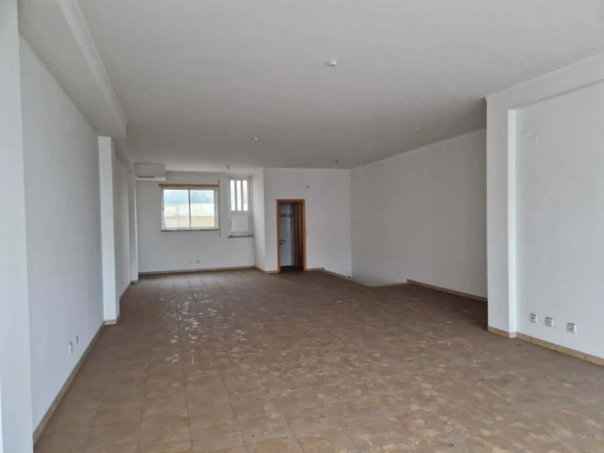 Negócio para Venda em Marrazes e Barosa Foto 9