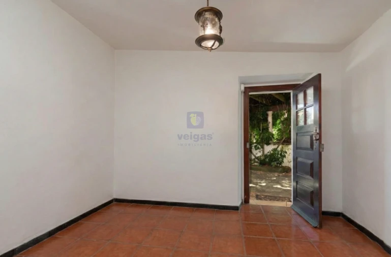 Moradia T3 para Venda em Turquel Foto 35