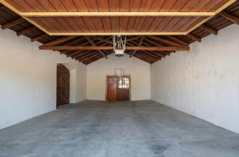 Moradia T3 para Venda em Turquel Foto 38