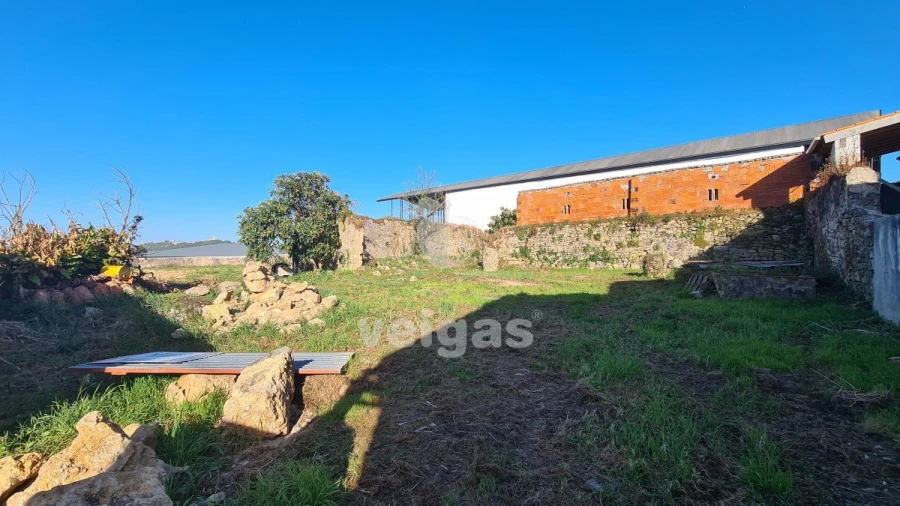 Terreno para Venda em Santa Maria, São Pedro e Sobral da Lagoa Foto 17